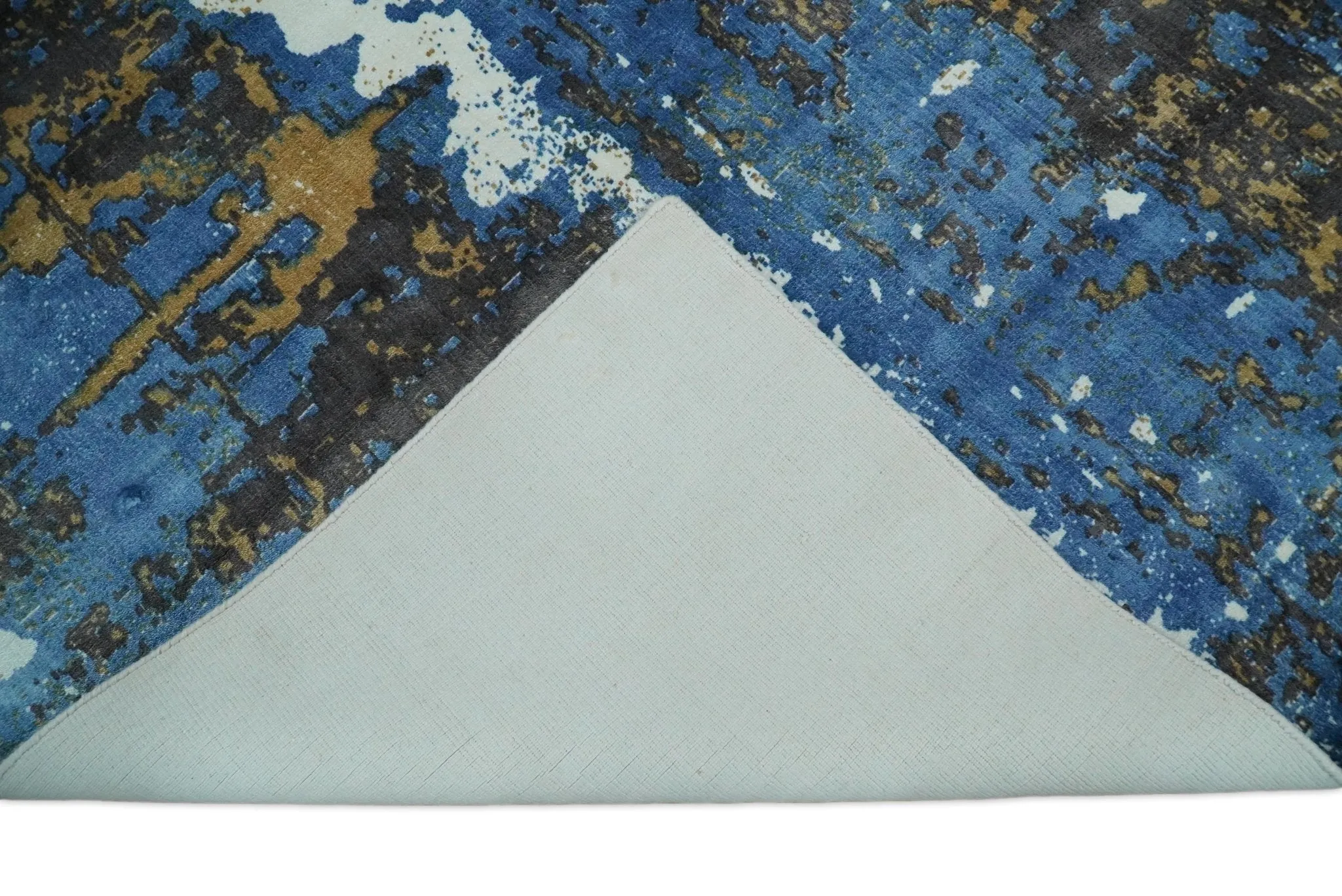 5.8x7.11 Modern Abstract Blue and Brown Rug made with Art Silk