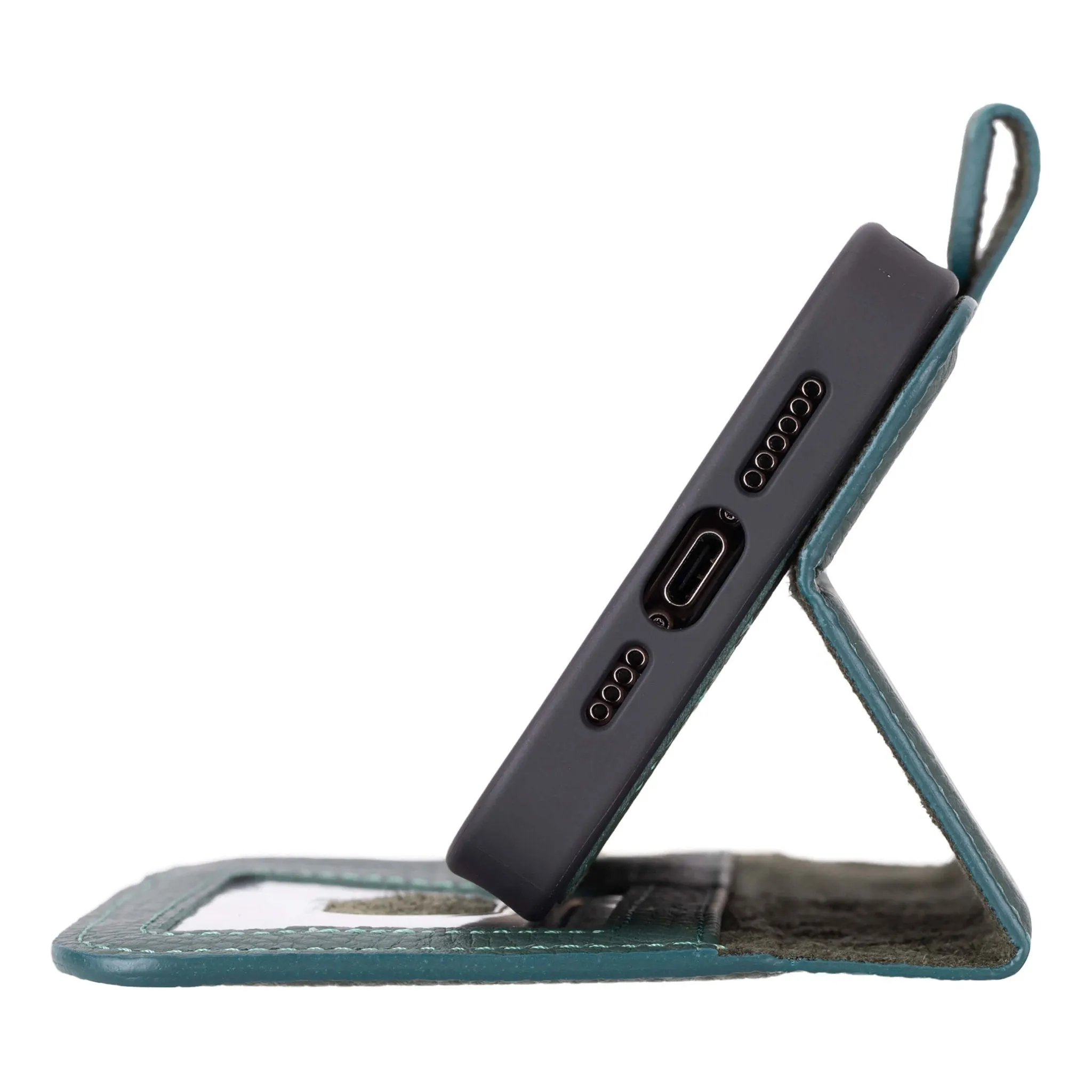 Carter iPhone 15 Pro Wallet Case, Pebble Green