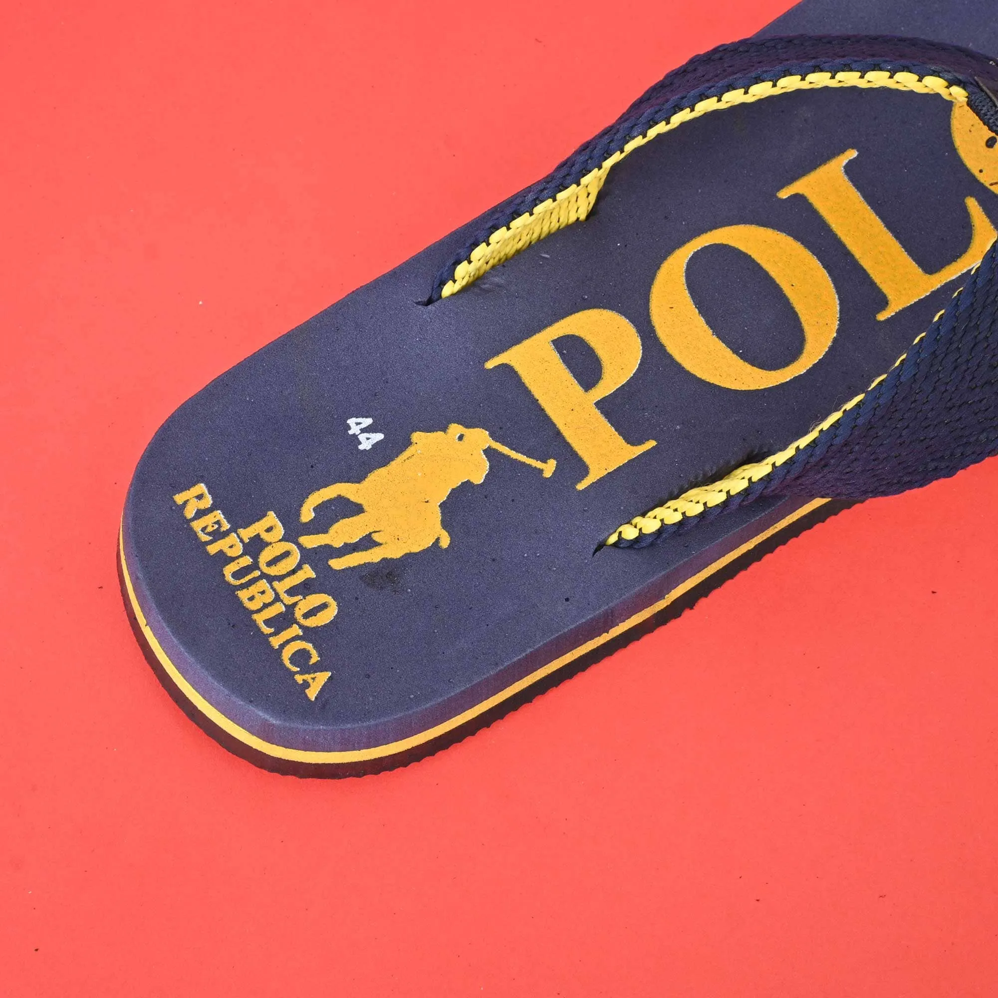 Polo Republica Men's Polo Pony Ultra-Light Soft Flip Flops Slippers