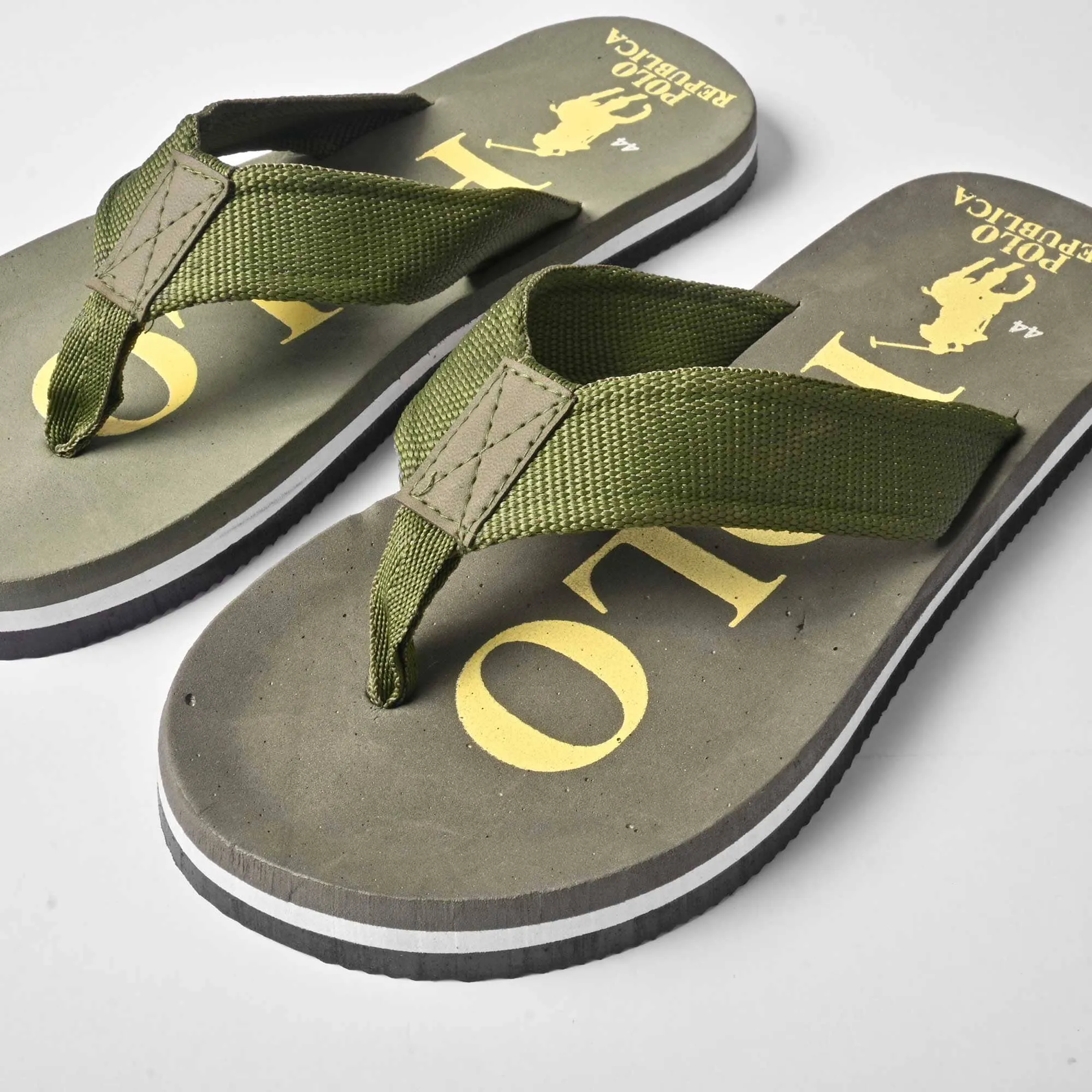 Polo Republica Men's Polo Pony Ultra-Light Soft Flip Flops Slippers